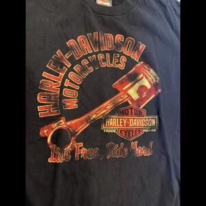 Harley Davidson extra large xl t-shirt blood sweat gears